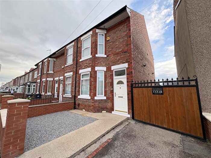 3 Bedroom Terraced House For Sale In Pease Street, Darlington, DL1