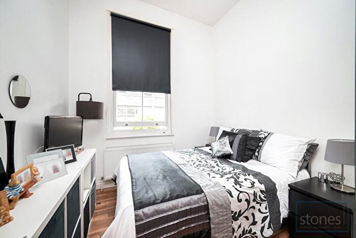 Property To Rent In Brent Street, London, NW4