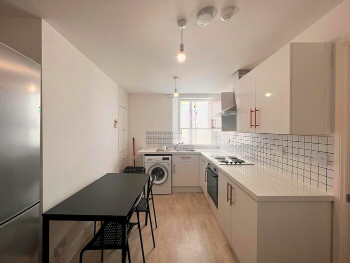 4 Bedroom Maisonette To Rent In Stokes Croft, Stokes Croft, Bristol, BS1