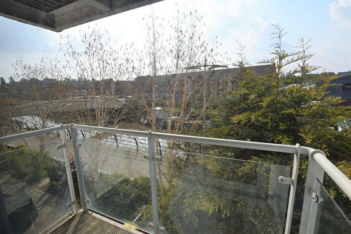 1 Bedroom Apartment For Sale In Hawkins Road, Colchester, CO2