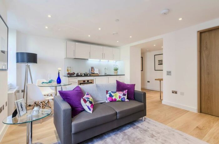 1 Bedroom Apartment To Rent In Fetter Lane London, EC4A