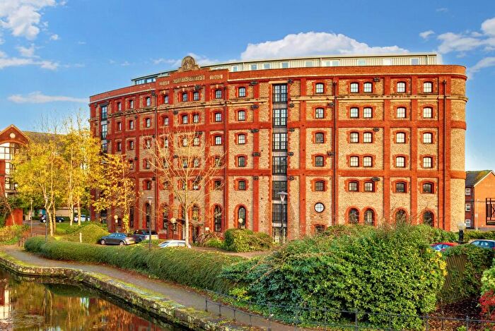 2 Bedroom Flat To Rent In Spillers And Bakers, CF10