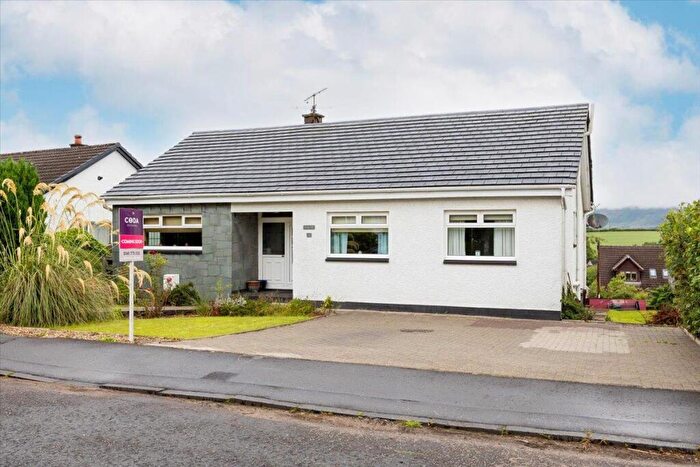 3 Bedroom Bungalow For Sale In Oak Drive, Lenzie, Glasgow, G66