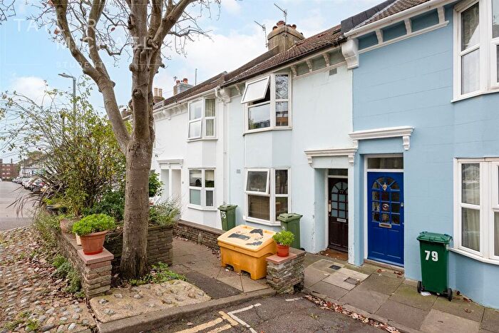 4 Bedroom Terraced House To Rent In Whichelo Place, Brighton, BN2