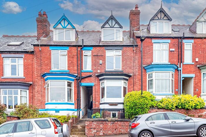 3 Bedroom Terraced House For Sale In Strathtay Road, Greystones, S11