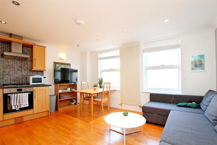 1 Bedroom Flat To Rent In Globe Road, Bethnal Green, London, E2