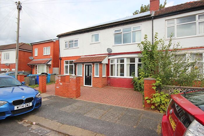 5 Bedroom Property To Rent In Milford Drive, Levenshulme, Manchester, M19