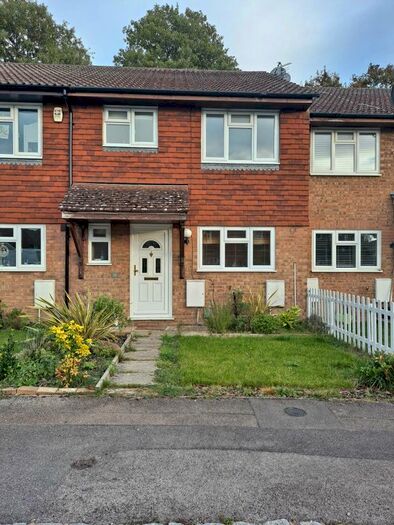 3 Bedroom Terraced House To Rent In Chamomile Gardens, Farnborough GU14
