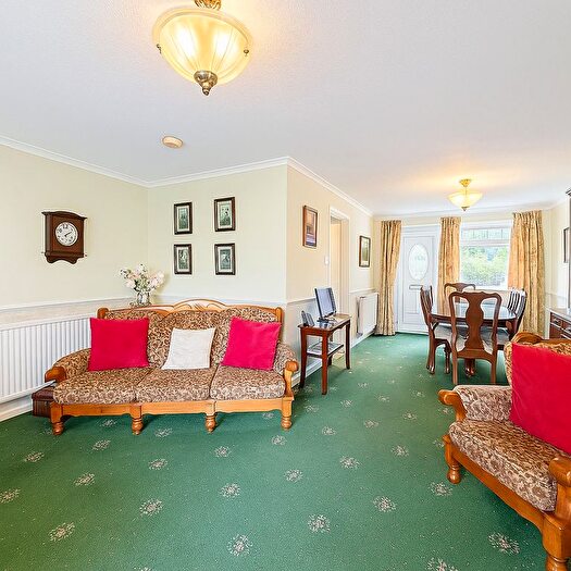 3 Bedroom Semi-Detached House For Sale In Gairloch Drive, Chester Le Street, DH2