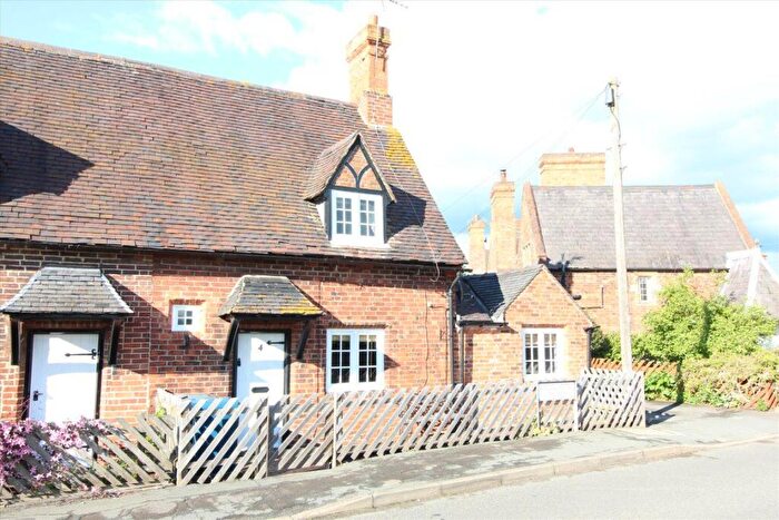 2 Bedroom Cottage To Rent In Kegworth Road, Nottingham, NG11