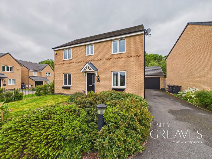 4 Bedroom Detached House For Sale In Corbett Chase, Gedling, Nottingham, NG4