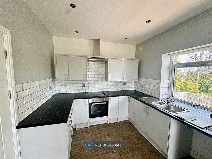 2 Bedroom Flat To Rent In Newport Road, St. Mellons, Cardiff, CF3