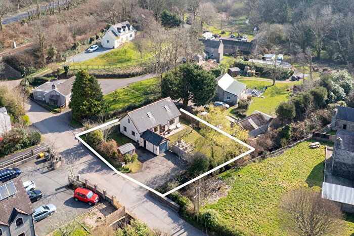 3 Bedroom Detached House For Sale In Priory Stream, Lower Priory, SA73