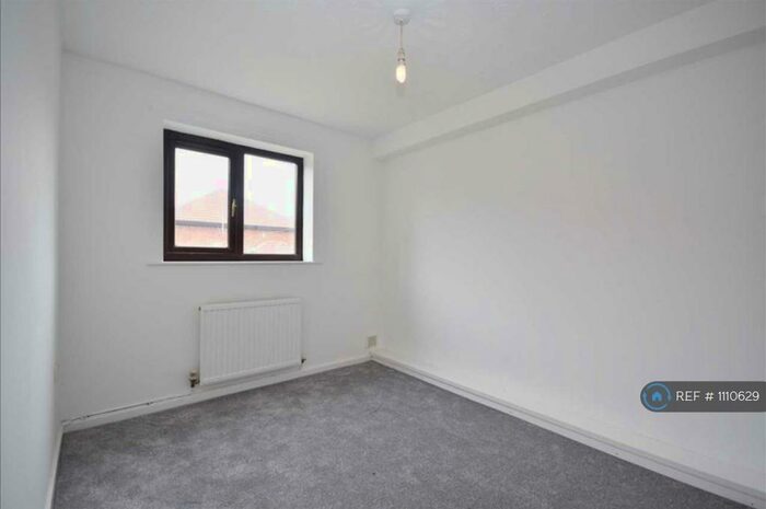 1 Bedroom Maisonette To Rent In Pennine Road, Chorley, PR6