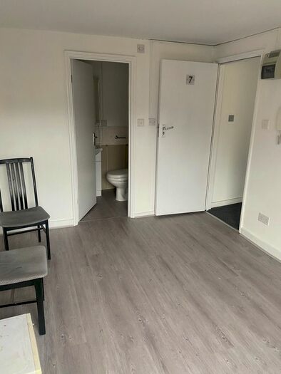 Studio To Rent In Marchmont Street, Holborn, WC1N