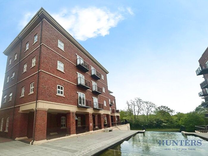 2 Bedroom Flat To Rent In Waters Edge, Shirley, Solihull, B90