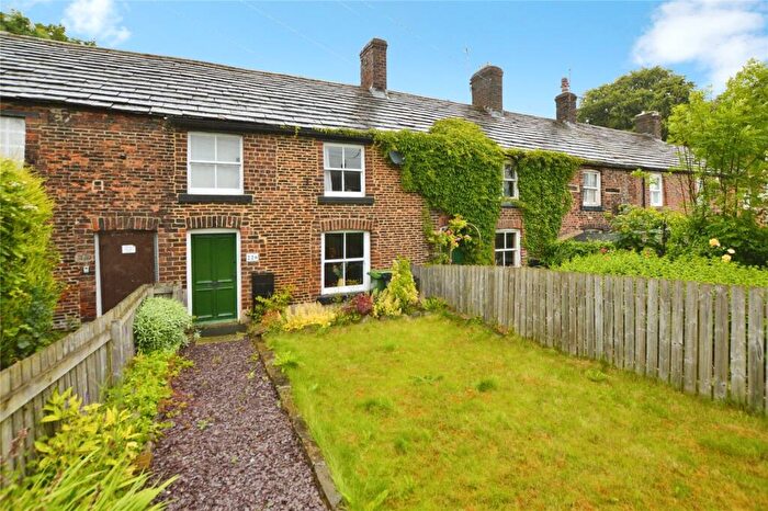 2 Bedroom Terraced House For Sale In Town Street, Leeds, LS10