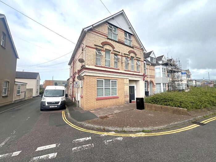 1 Bedroom Flat To Rent In Sticklepath Terrace, Sticklepath, EX31
