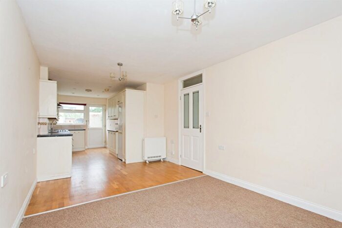 2 Bedroom Semi-Detached Bungalow For Sale In Granhams Close, Great Shelford, Cambridge, CB22
