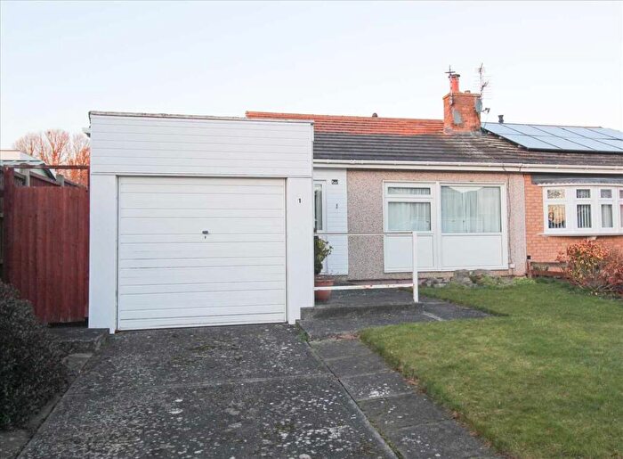 2 Bedroom Bungalow For Sale In Debdon Place, Hall Close Dale, Cramlington, NE23