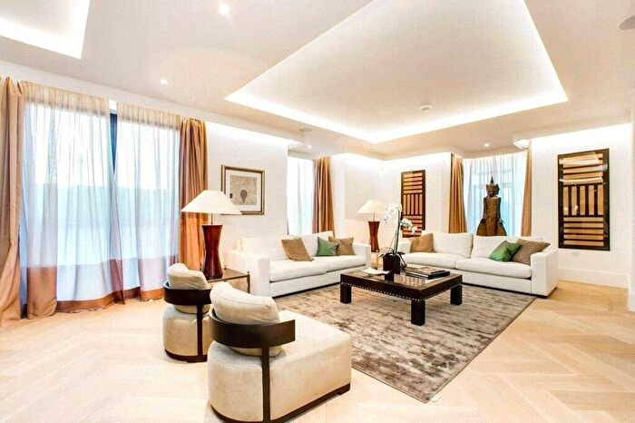 3 Bedroom Apartment To Rent In St Edmunds Terrace, St John's Wood, London, NW8