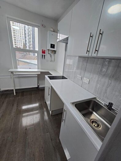 1 Bedroom Studio To Rent In Chapel Road, Ilford, IG1