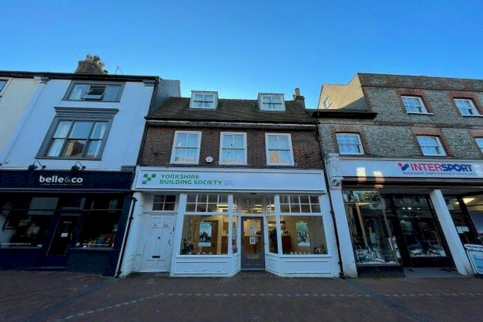 1 Bedroom Flat To Rent In Cliffe High Street, Lewes, BN7
