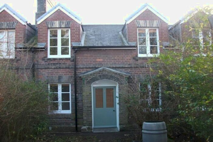 3 Bedroom Property To Rent In Railway Cottages Hardy Road, Norwich, NR1