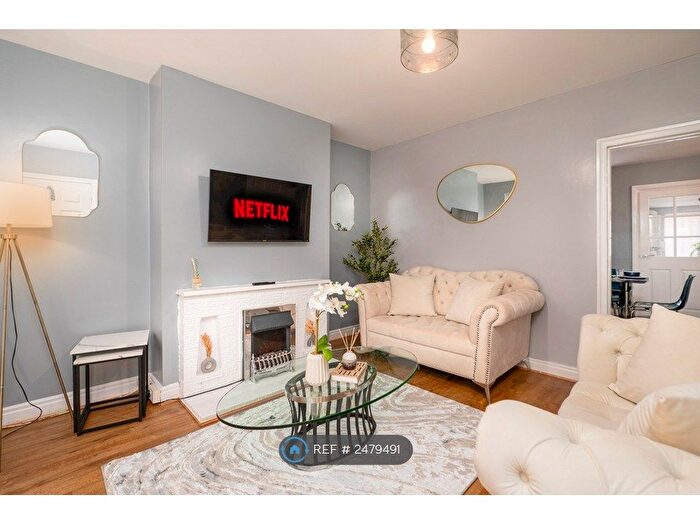 3 Bedroom Terraced House To Rent In Cecil Avenue, Warmsworth, Doncaster, DN4