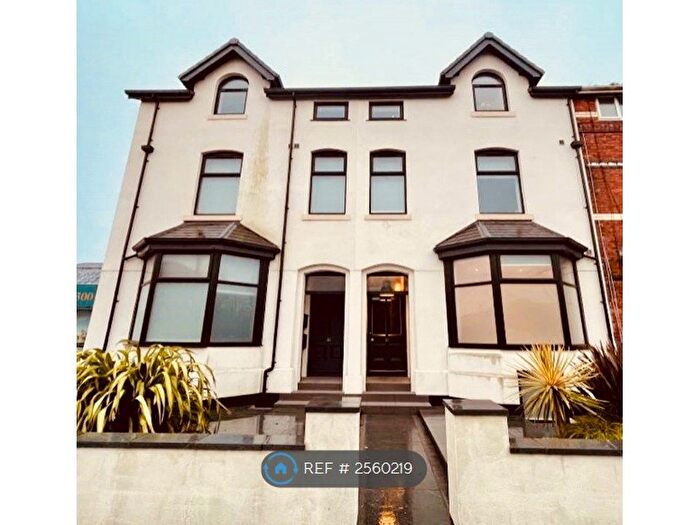 2 Bedroom Flat To Rent In Pavilion View, Lytham St. Annes, FY8