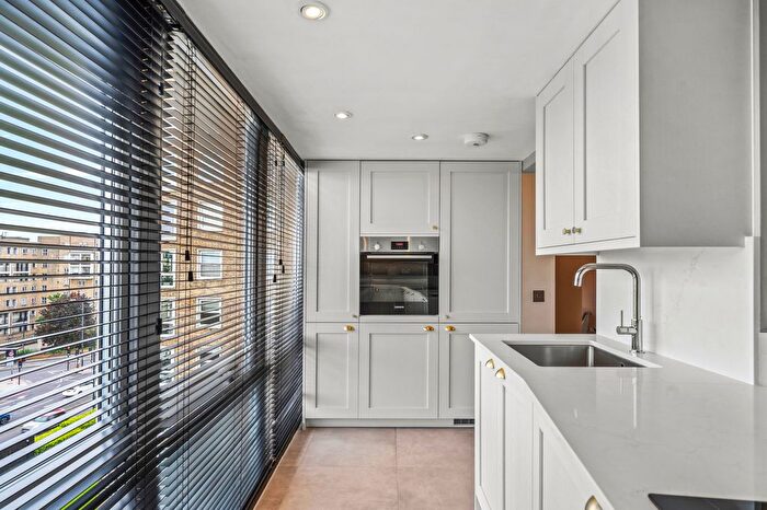 3 Bedroom Flat To Rent In St Johns Wood Park, St Johns Wood, NW8