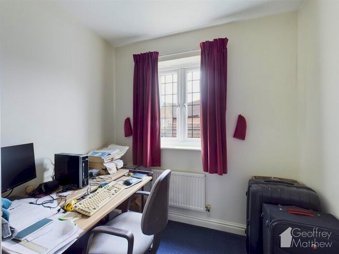 3 Bedroom Detached House For Sale In Pilkingtons, Church Langley, Harlow, CM17