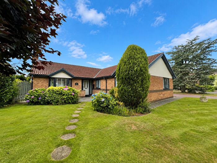 4 Bedroom Bungalow For Sale In Furlong Lane, Poulton-Le-Fylde, FY6