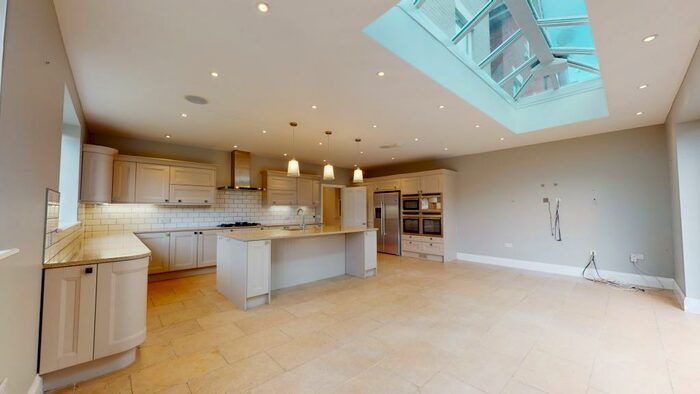 5 Bedroom Semi-Detached House To Rent In Old Bakery Gardens, Chichester, PO19