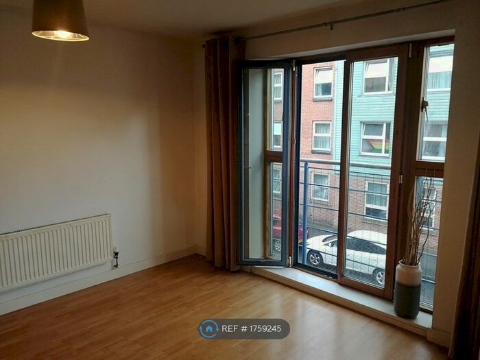 2 Bedroom Flat To Rent In Leadmill Court, Sheffield, S1