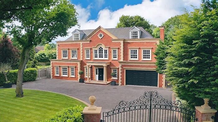 5 Bedroom Detached House To Rent In Heronway, Hutton, Brentwood, CM13