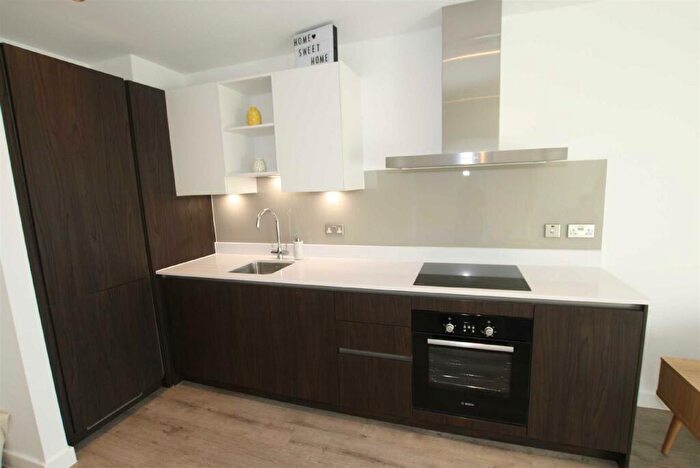 1 Bedroom Apartment To Rent In Middlewood Locks, Salford, M5