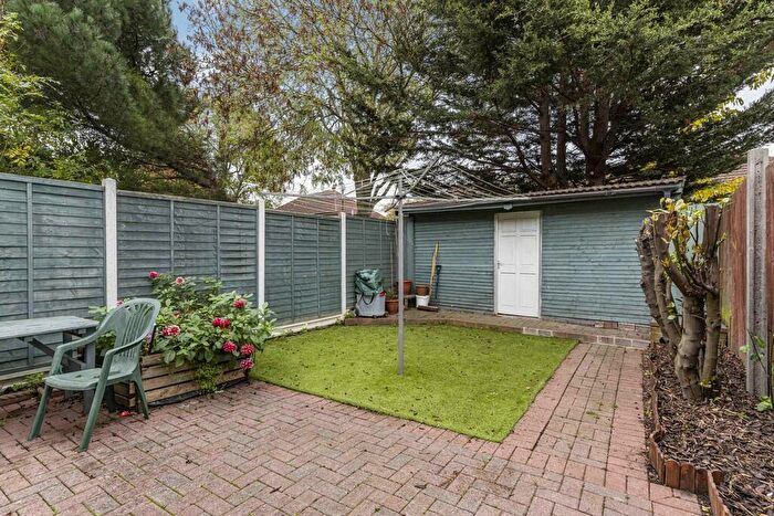 3 Bedroom Terraced House For Sale In Kingsholm Gardens, Eltham, SE9