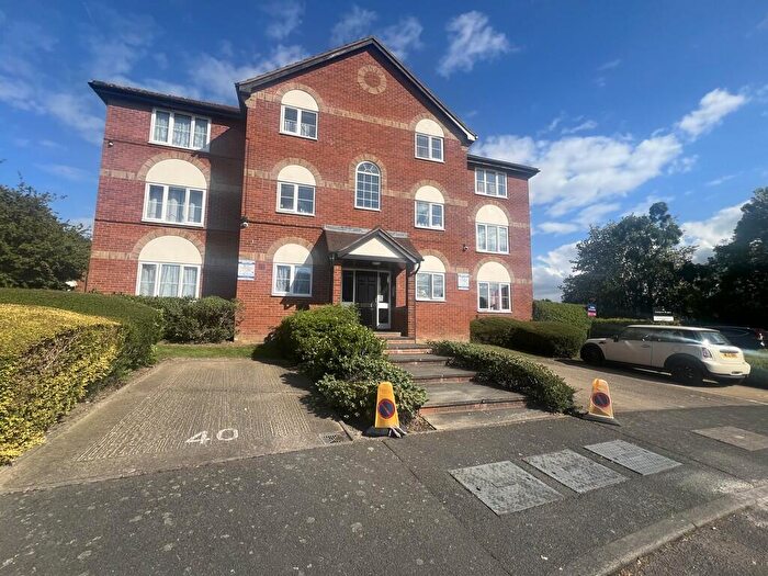 Apartment To Rent In Columbus Gardens, Northwood, HA6
