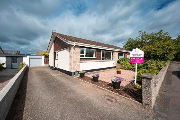 3 Bedroom Semi-Detached Bungalow For Sale In Darris Road, Inverness, IV2