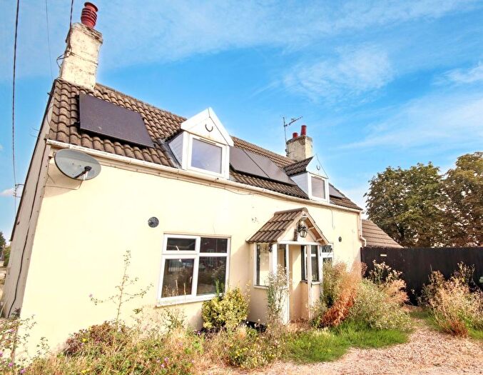 5 Bedroom Detached House For Sale In Murrow Bank, Murrow, Wisbech, Cambridgeshire, PE13