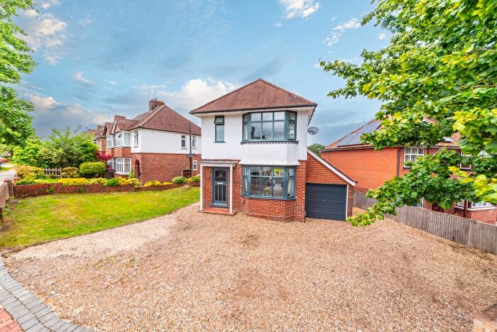 4 Bedroom Detached House For Sale In Ravenswood Avenue, Tunbridge Wells, TN2