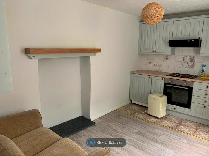 1 Bedroom Detached House To Rent In High Street, Saundersfoot, SA69