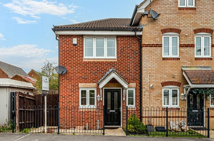 2 Bedroom End Of Terrace House For Sale In Grevillea Avenue, Titchfield Park, PO15