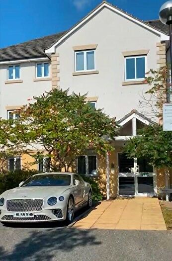 1 Bedroom Flat For Sale In Celandine Grove, London, N14