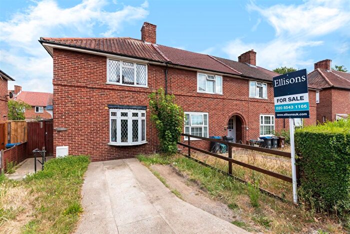 2 Bedroom Property For Sale In Bruton Road, Morden, SM4