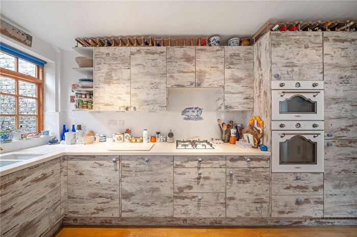 3 Bedroom Terraced House For Sale In Hillgate Street, Kensington, London, W8