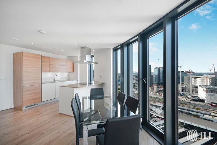 3 Bedroom Apartment To Rent In Station Street London, E15