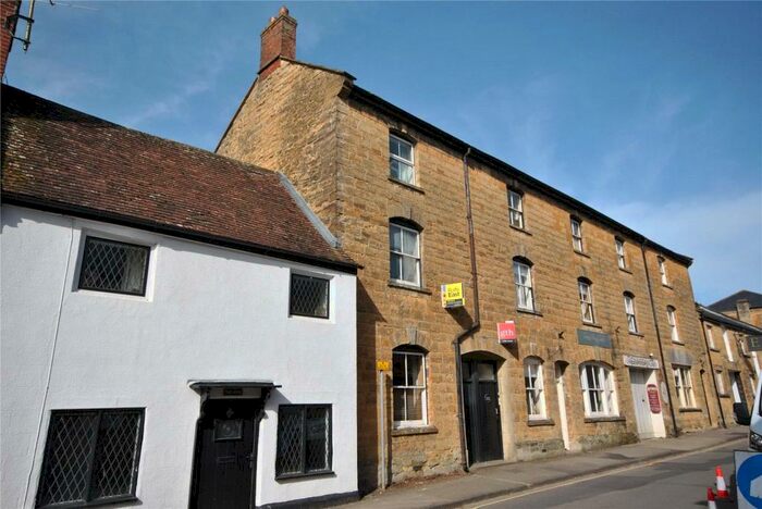 2 Bedroom Apartment To Rent In South Street, Sherborne, DT9