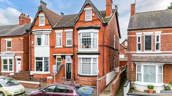 4 Bedroom Semi-Detached House For Sale In Welbeck Street, Worksop, S80